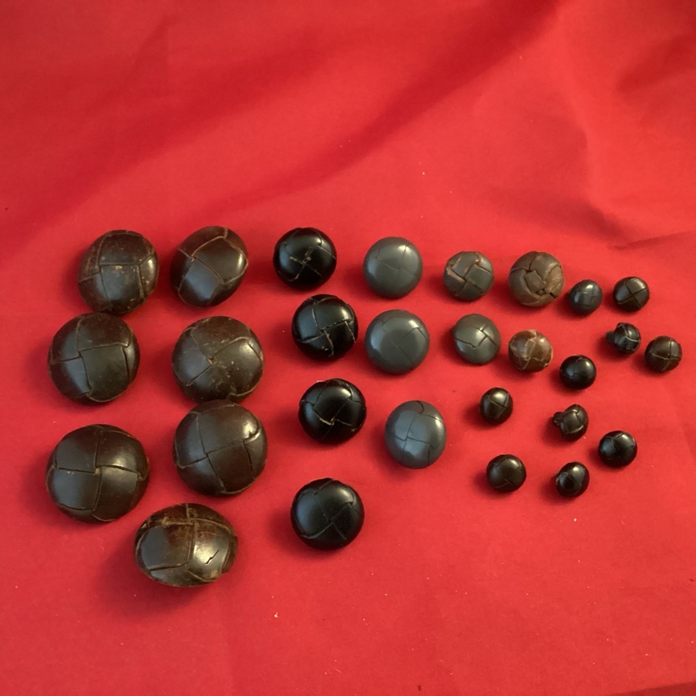 Old leather sewing buttons lot
